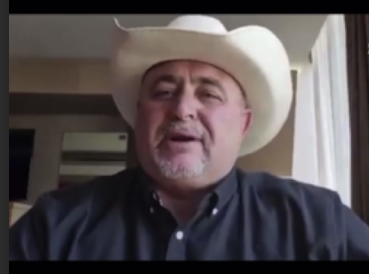 Con Permiso del Gobierno  